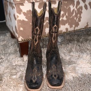 Vintage Corral Cowgirl Boots Cross